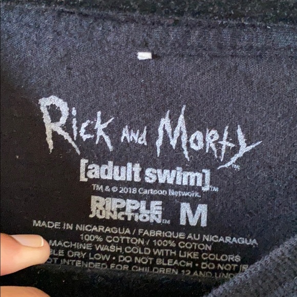 Rick & Morty T-Shirt - Picture 2 of 5